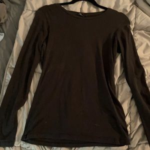 Black long sleeve tee